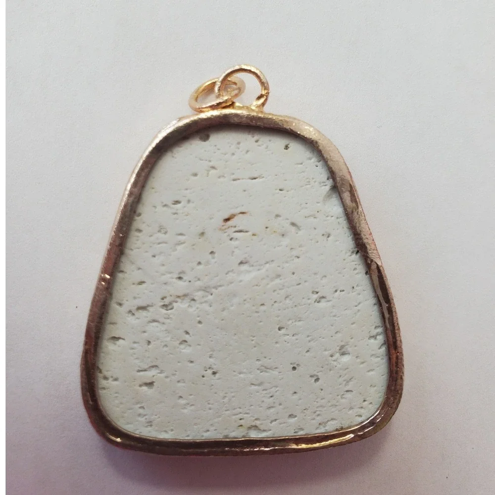 Vintage Repurposed Blue & White Pottery Shard Jewelry Pendant‎ Ming Chinoiserie